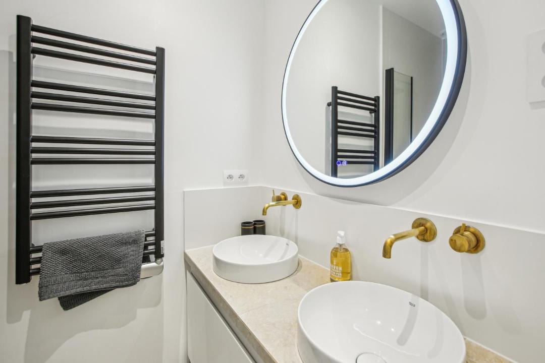 Photo of Bathroom in 6th Arrondissement