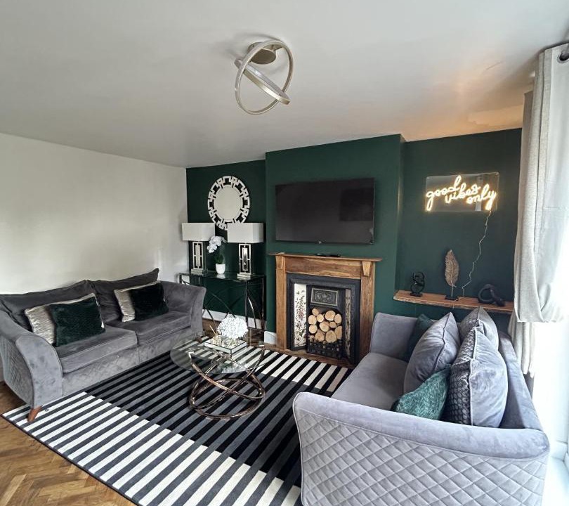 Photo of Livingroom in Corby