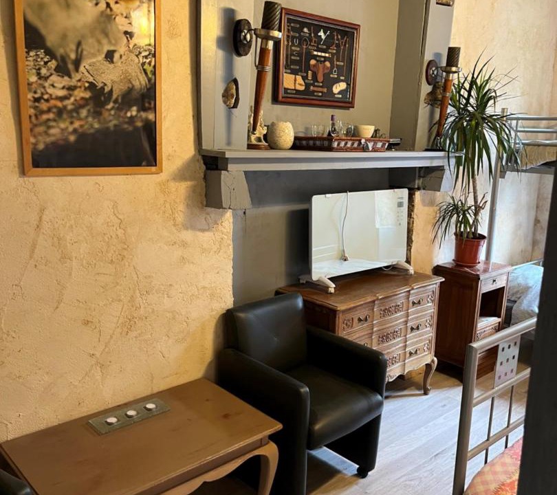 Photo of Others in Issy-l'Eveque