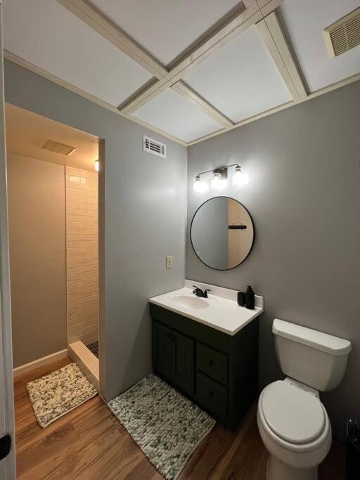 Photo of Bathroom in Tate