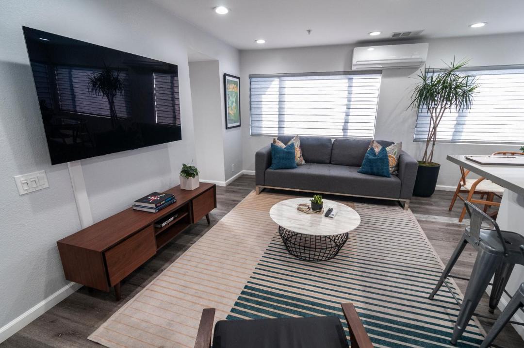 Photo of Livingroom in Peninsula