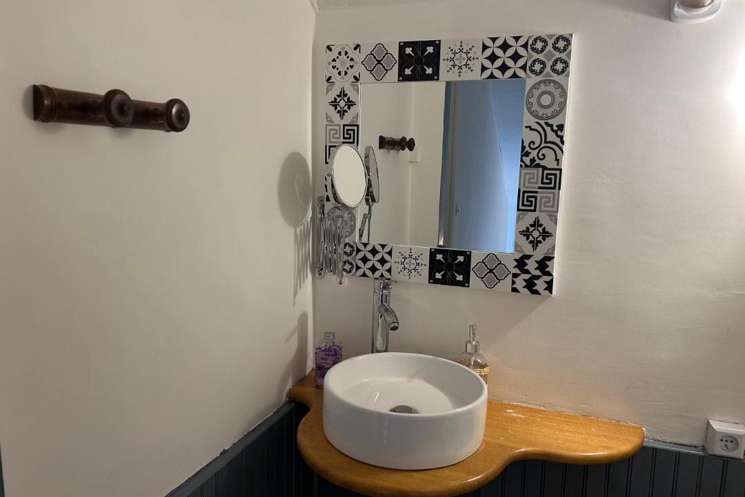 Photo of Bathroom in Montceau-les-Mines