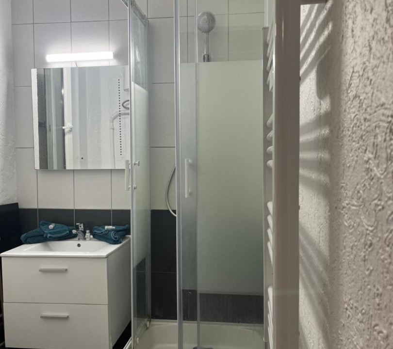 Photo of Bathroom in La Chapelle-en-Serval