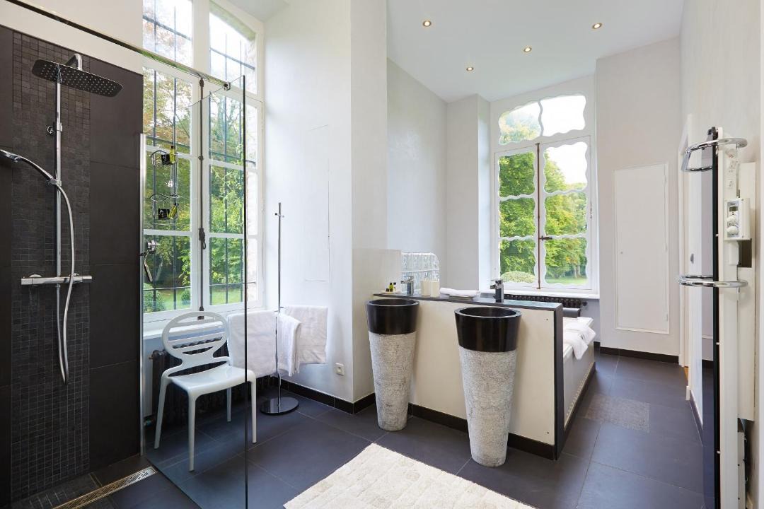 Photo of Others in Arry