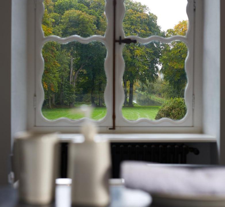 Photo of Others in Arry