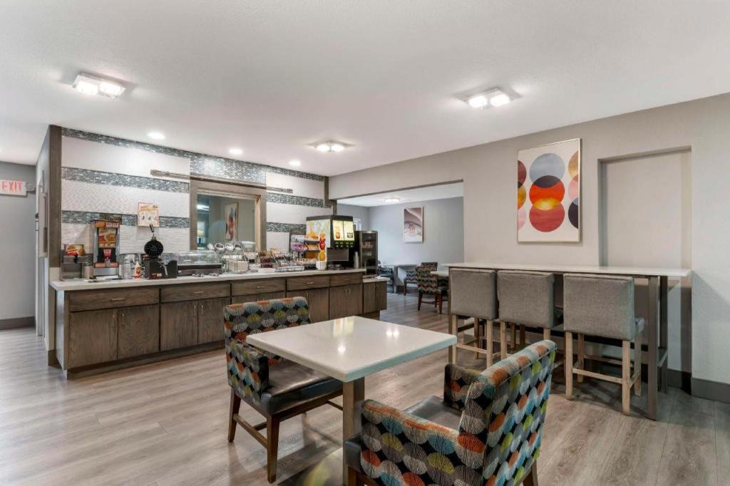 Photo of Others in Galt