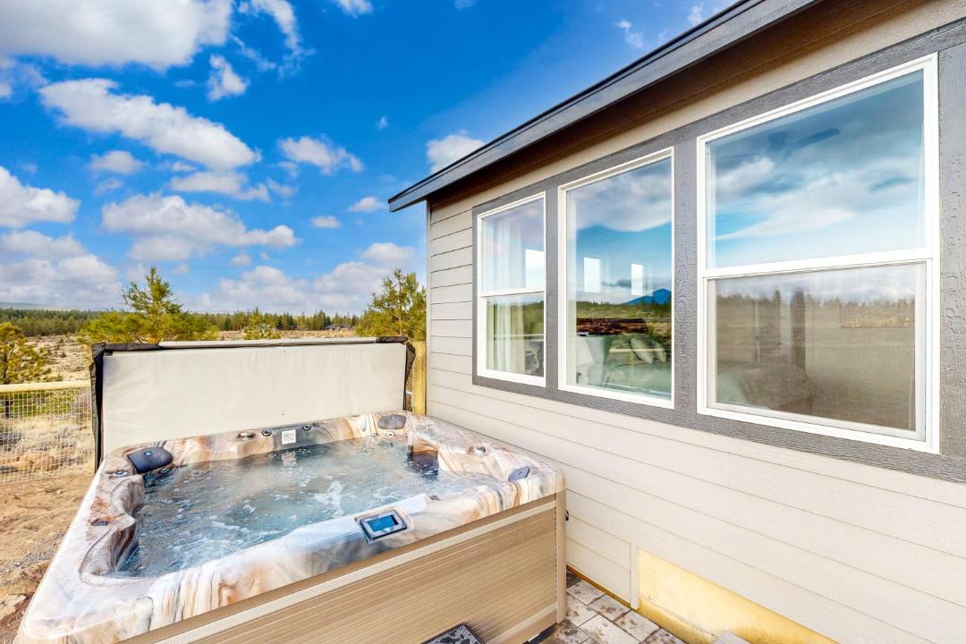 Photo of Others in Sisters