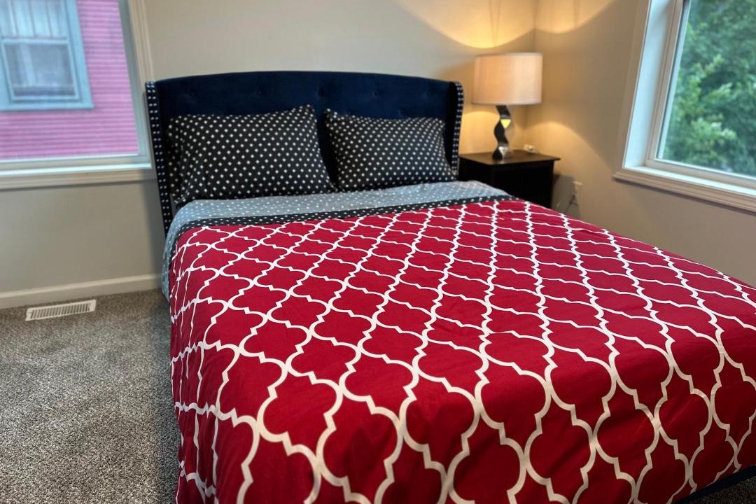 Photo of Bedroom in Lowry Hill East