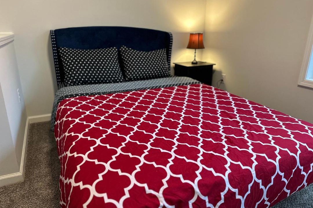 Photo of Bedroom in Lowry Hill East