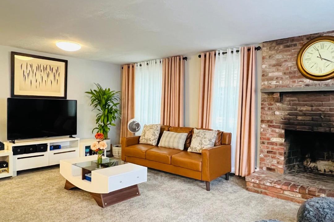 Photo of Livingroom in Marblehead