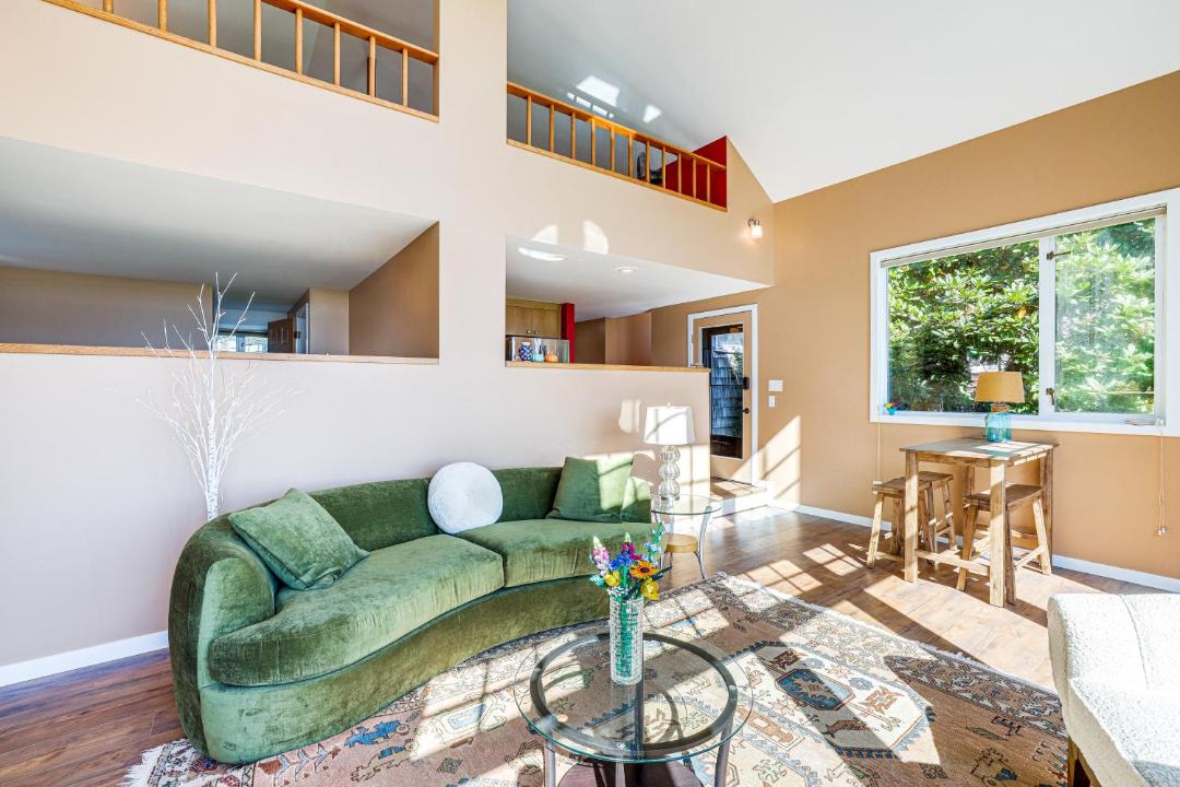 Photo of Others in Marietta-Alderwood