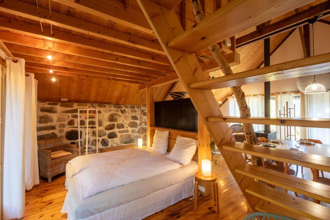Photo of Bedroom in Thiezac