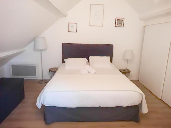 Photo of Bedroom in Dijon