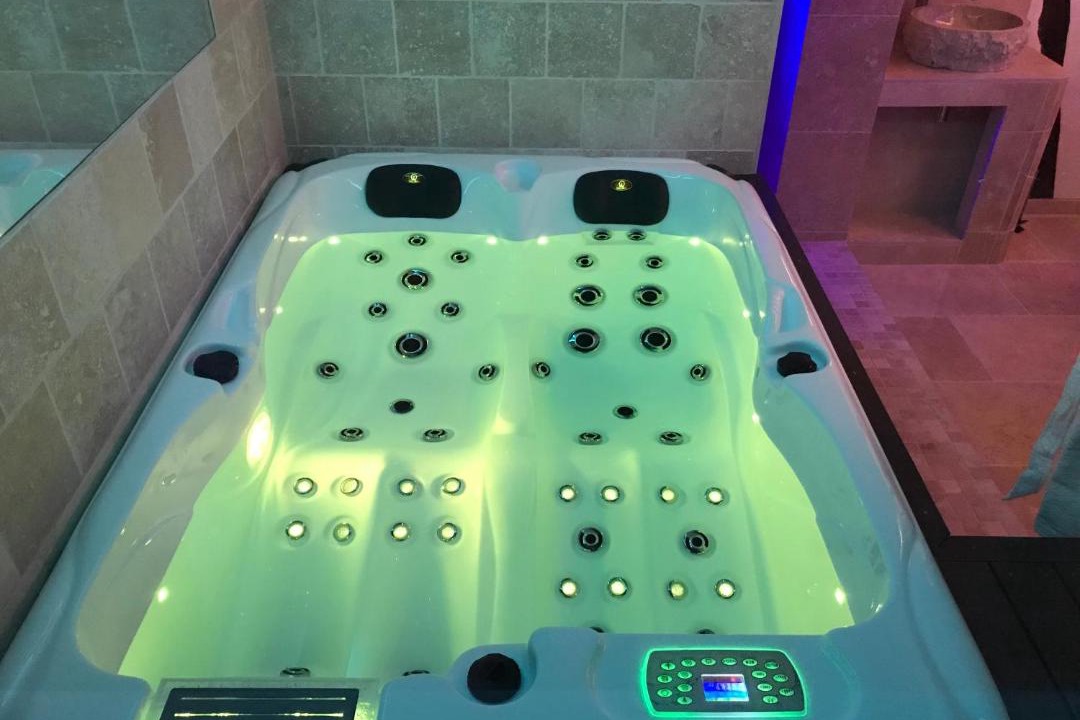 Photo of Bathroom in Quartier Vieux Marche-Cathedrale