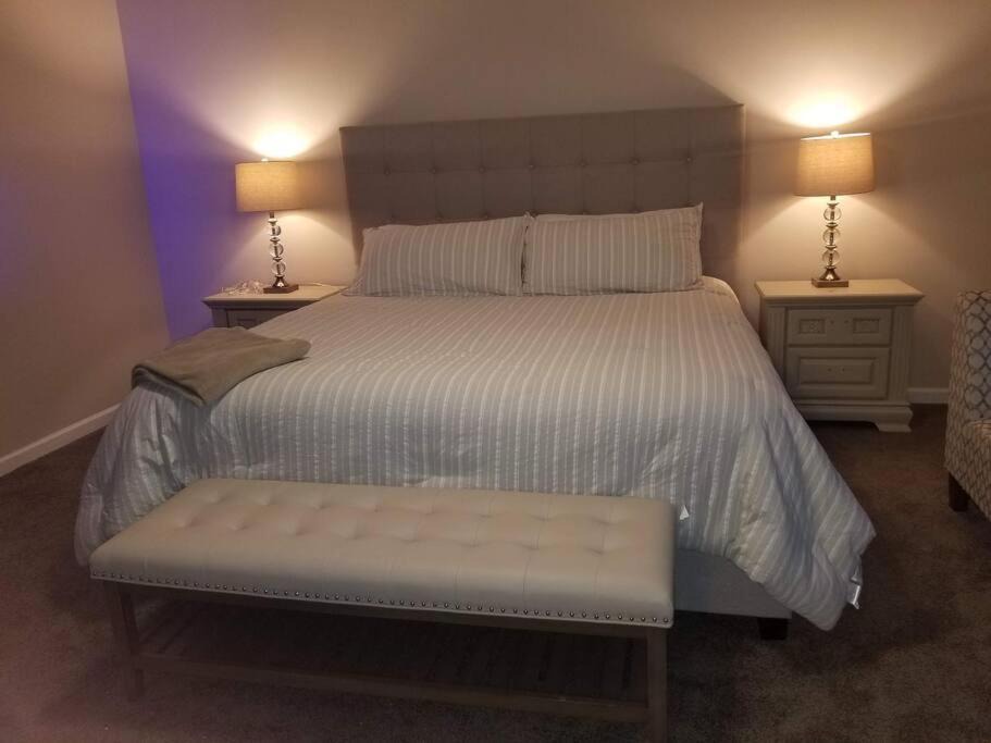 Photo of Bedroom in Bayshore