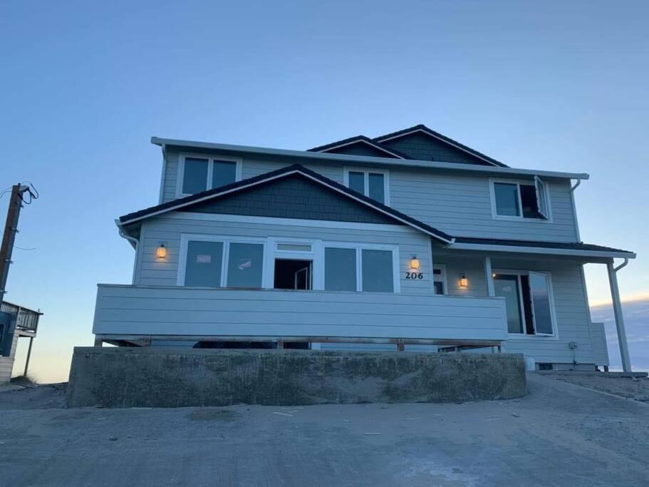 Photo of Others in Bayshore