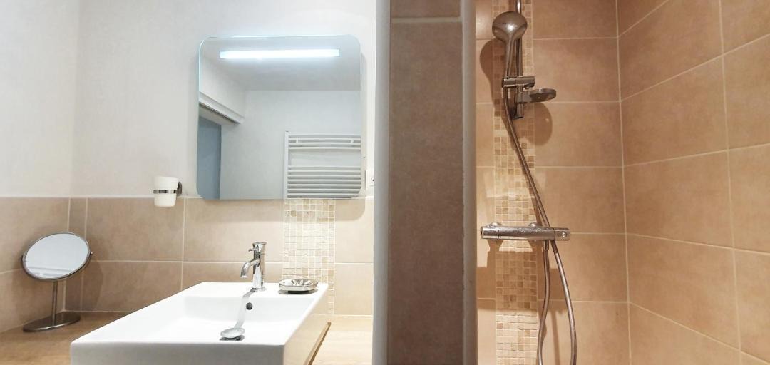 Photo of Bathroom in Quartier du chateau