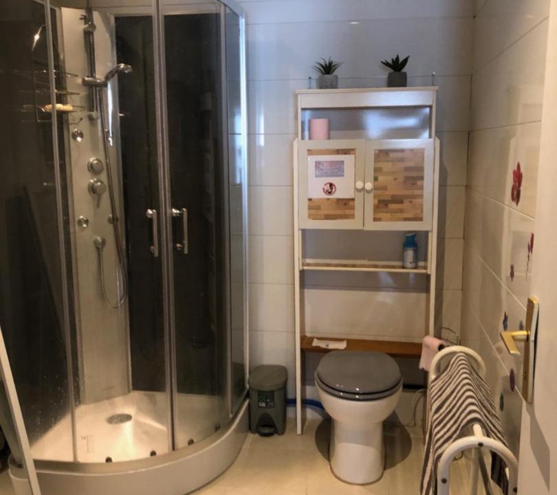 Photo of Bathroom in Brillecourt