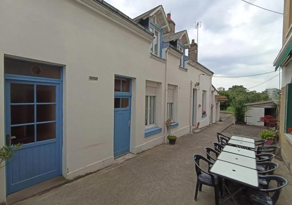 Photo of Others in Vendome