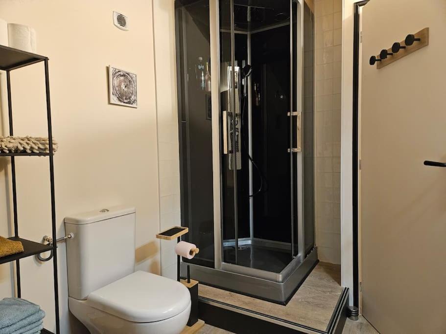 Photo of Bathroom in Saint-Sulpice-de-Pommeray