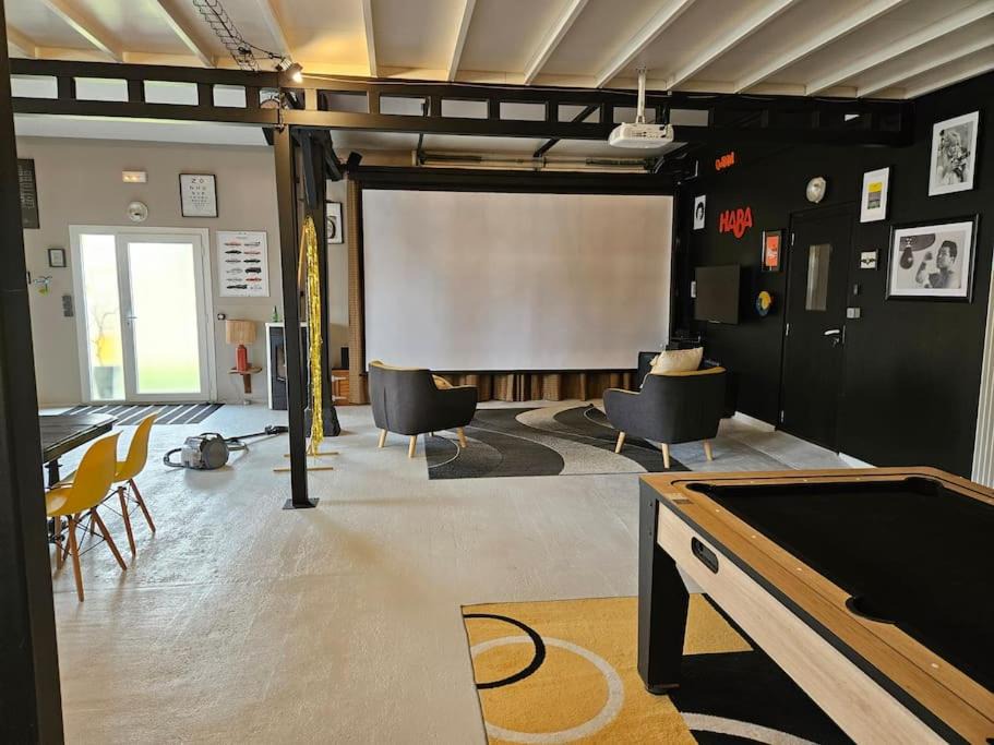 Photo of Livingroom in Saint-Sulpice-de-Pommeray