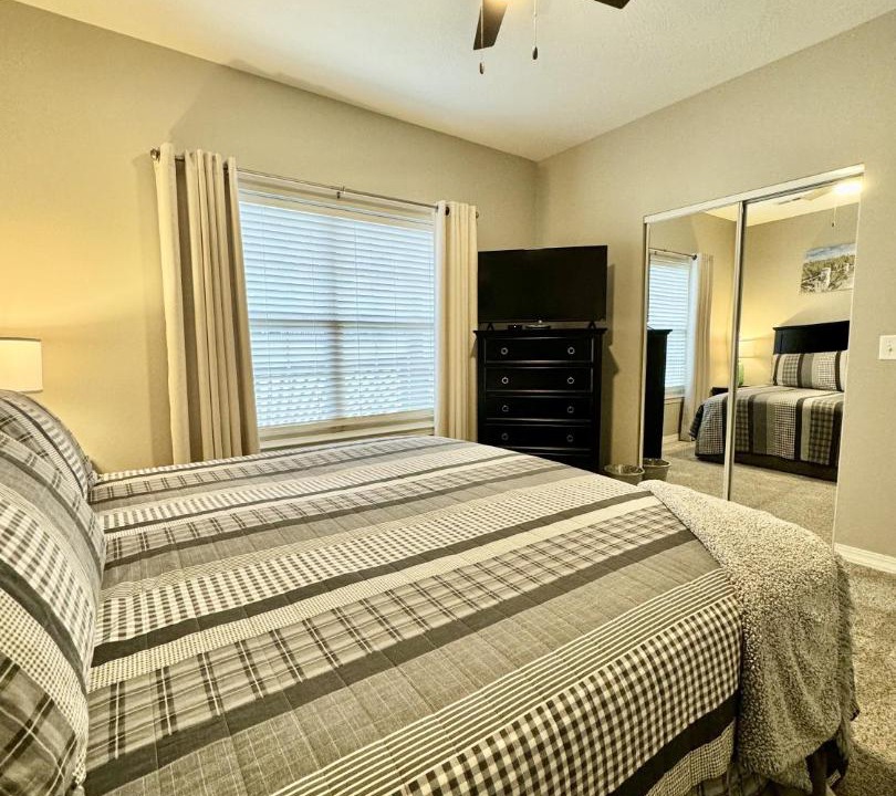 Photo of Bedroom in Hollister