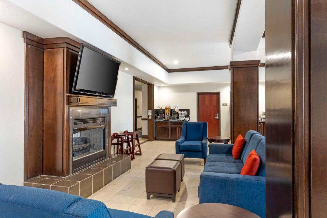Photo of Livingroom in Mexia