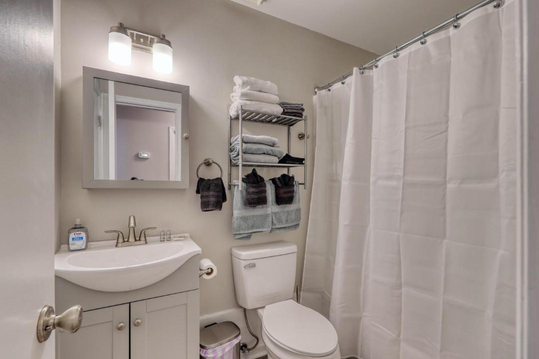 Photo of Bathroom in Crescent Beach
