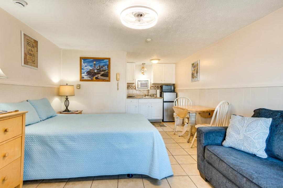 Photo of Bedroom in Old Orchard Beach