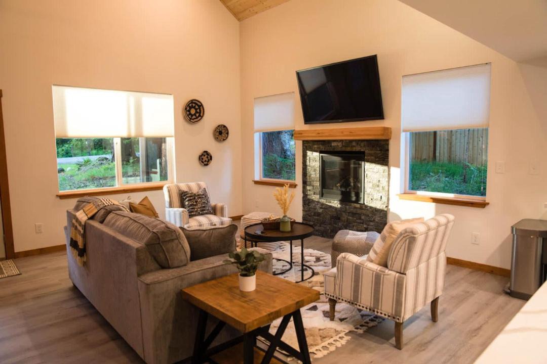 Photo of Others in Paradise Estates