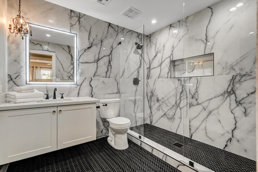 Photo of Bathroom in Rancho Oakey