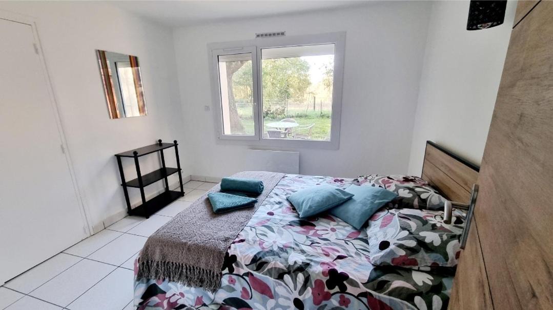 Photo of Bedroom in Flourens