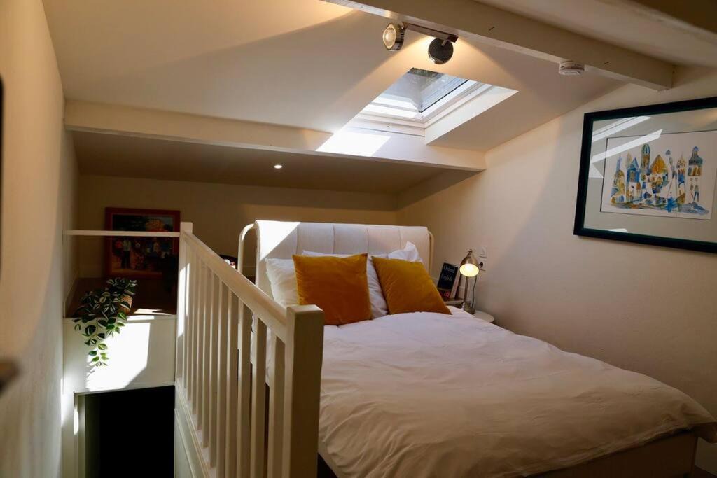 Photo of Bedroom in Arnaud-Guilhem