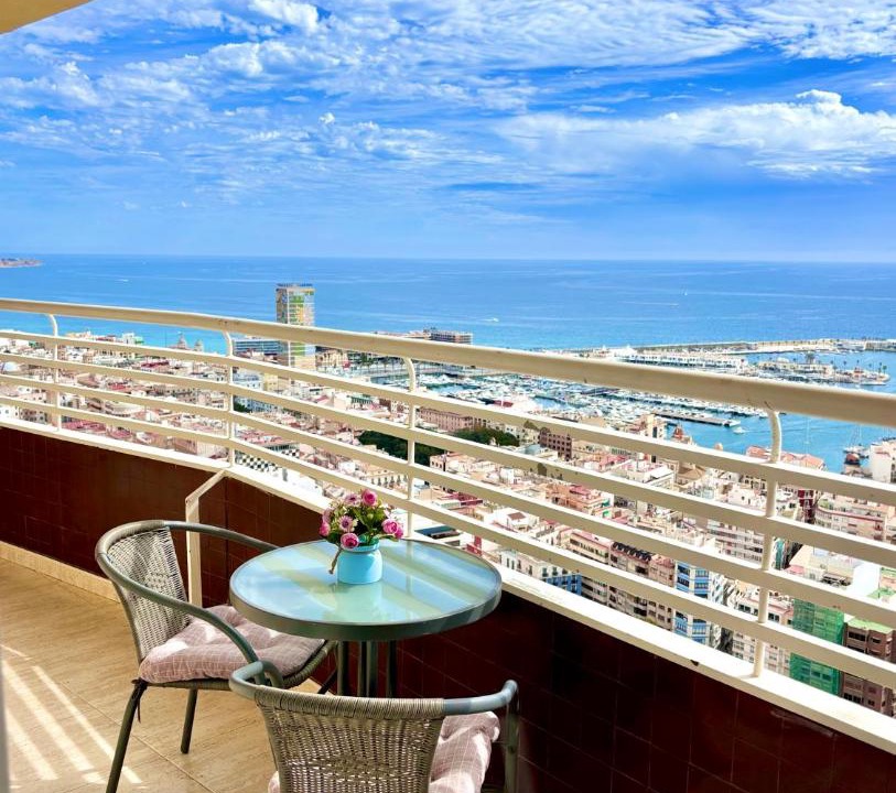 Photo of Patio Balcony in Ensanche Diputacion