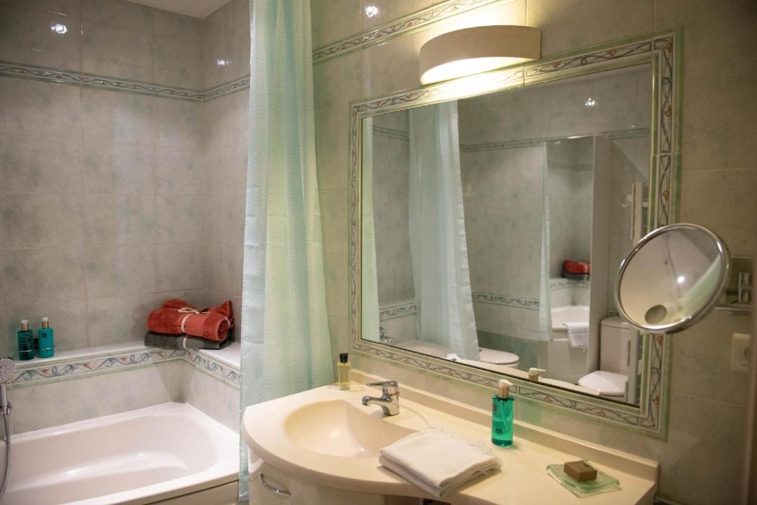 Photo of Bathroom in Aigues-Mortes Medieval City