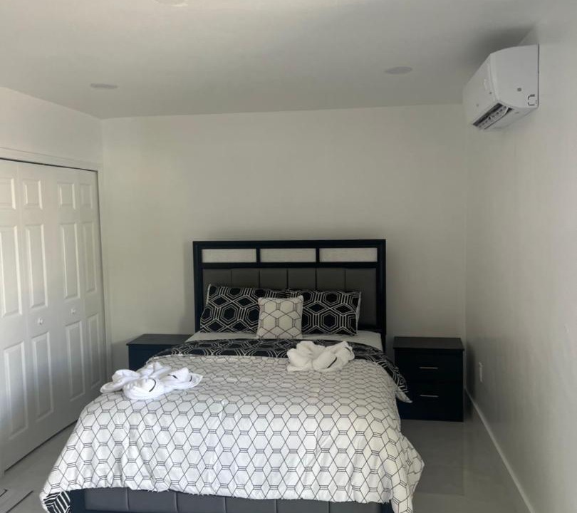 Photo of Bedroom in Miami Gardens