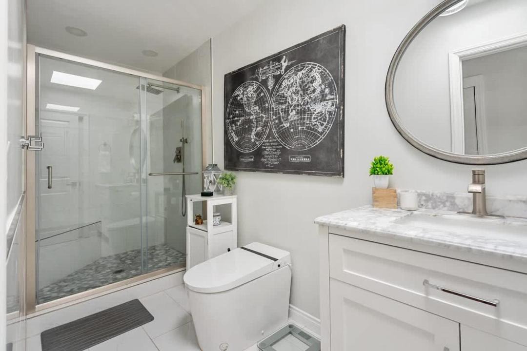 Photo of Bathroom in Village of La Jolla