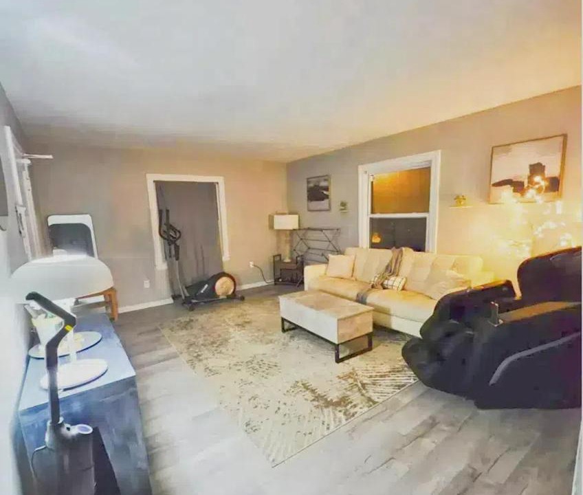 Photo of Others in Southside