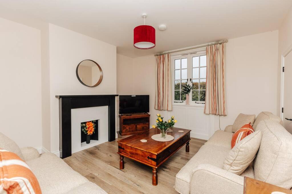 Photo of Others in Cuddesdon