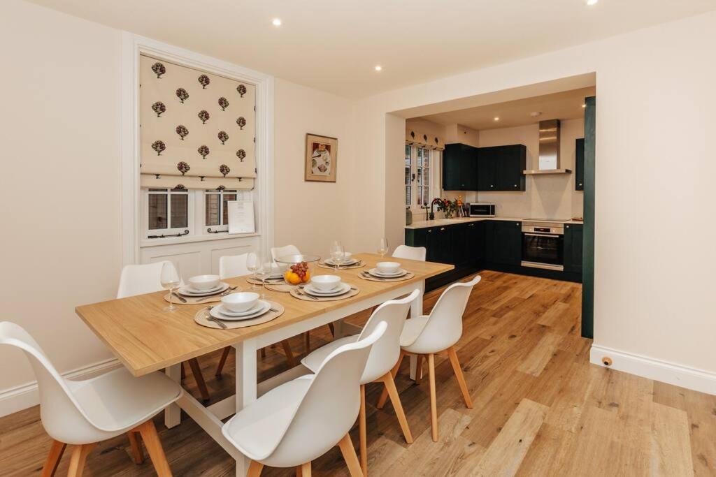 Photo of Others in Cuddesdon