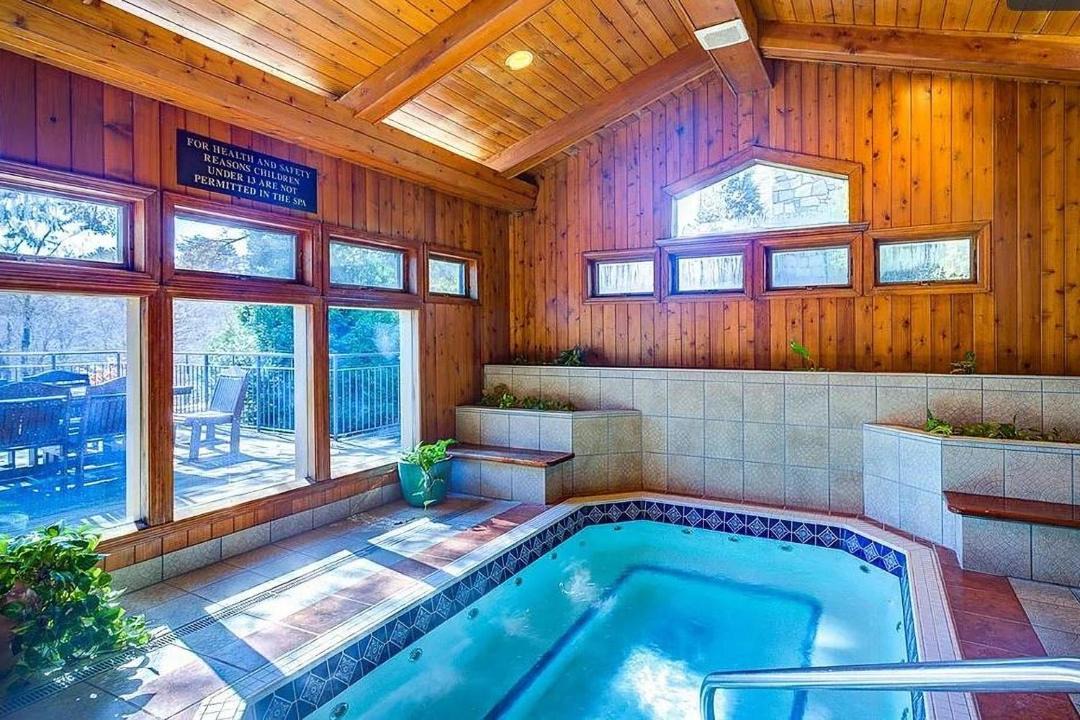 Photo of Others in Blowing Rock