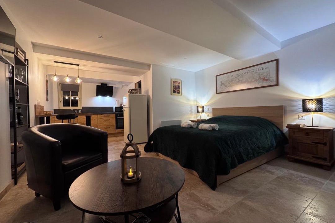 Photo of Bedroom in Pommard