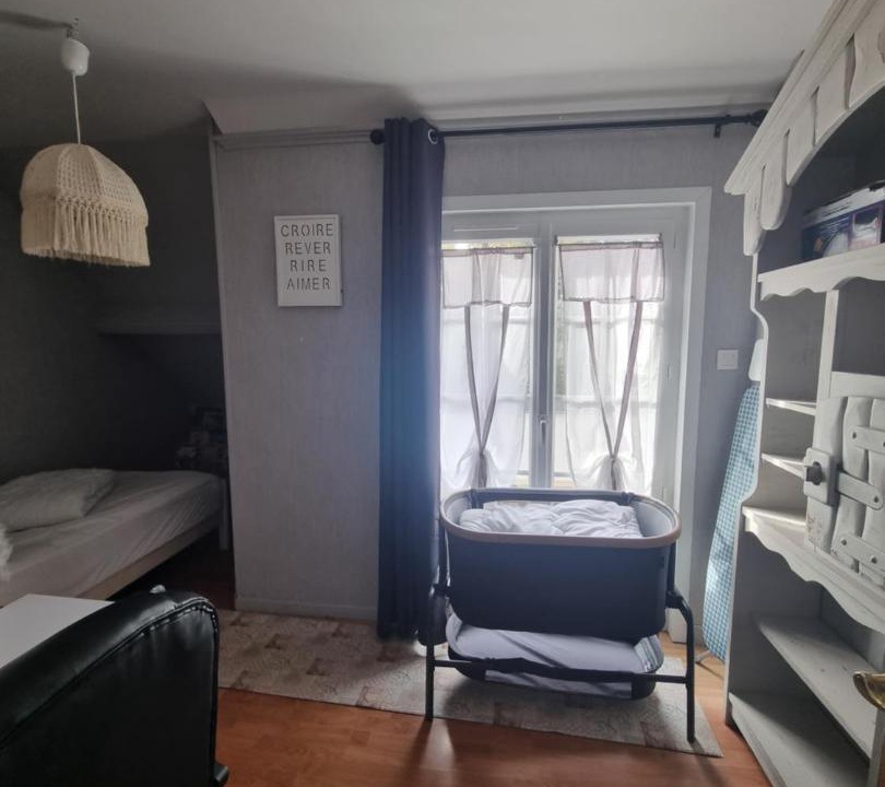 Photo of Bedroom in Neuilly-sous-Clermont