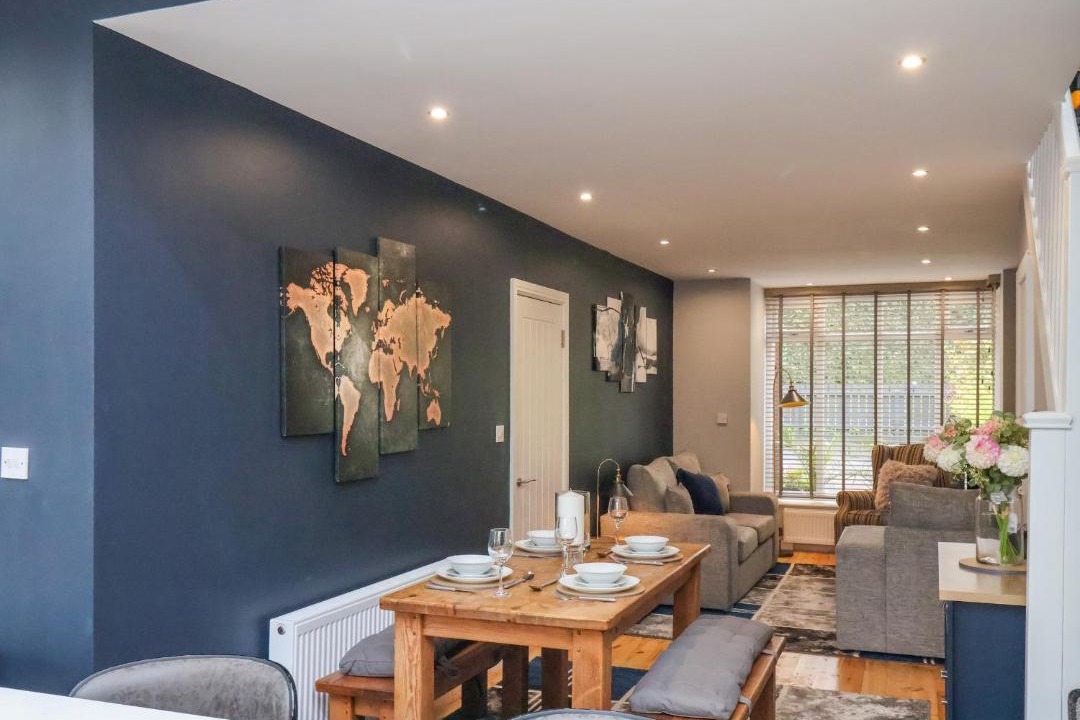 Photo of Others in Cayton Bay