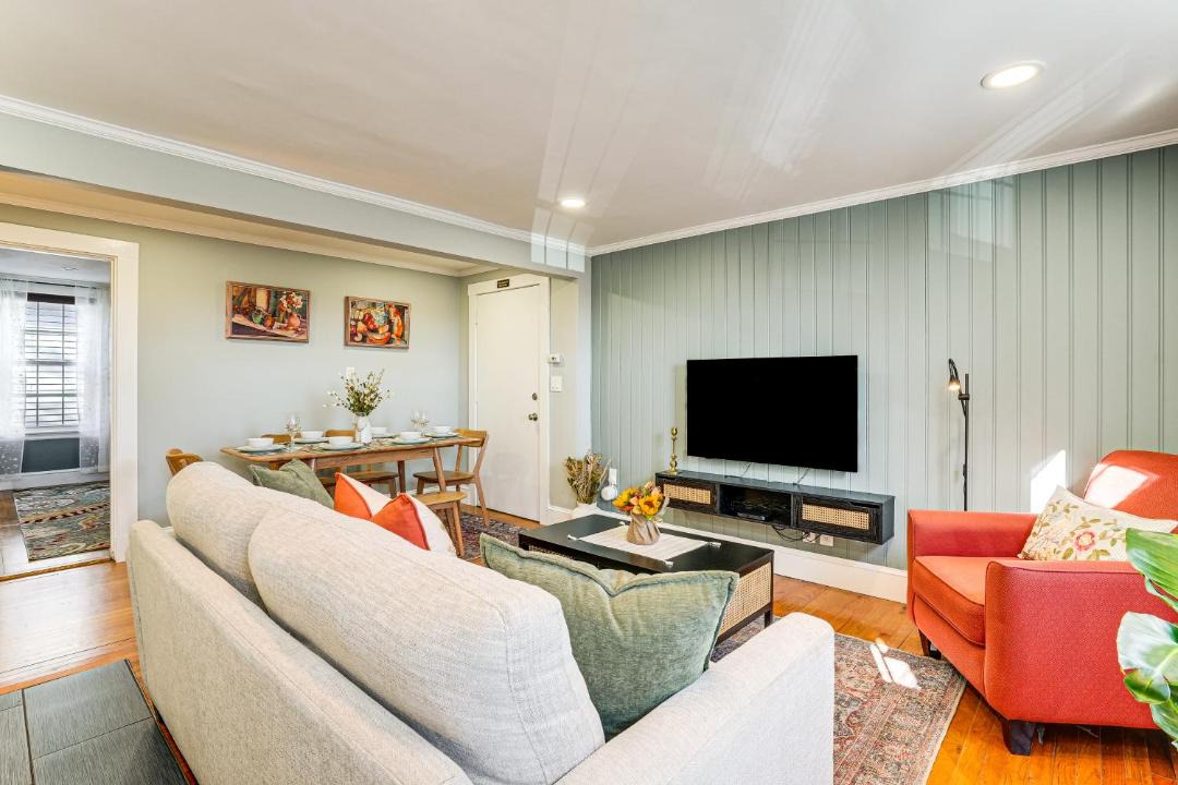Photo of Others in Harbor View - Orient Heights