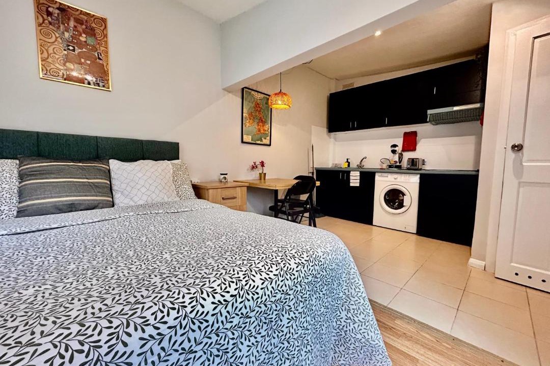 Photo of Others in North Acton