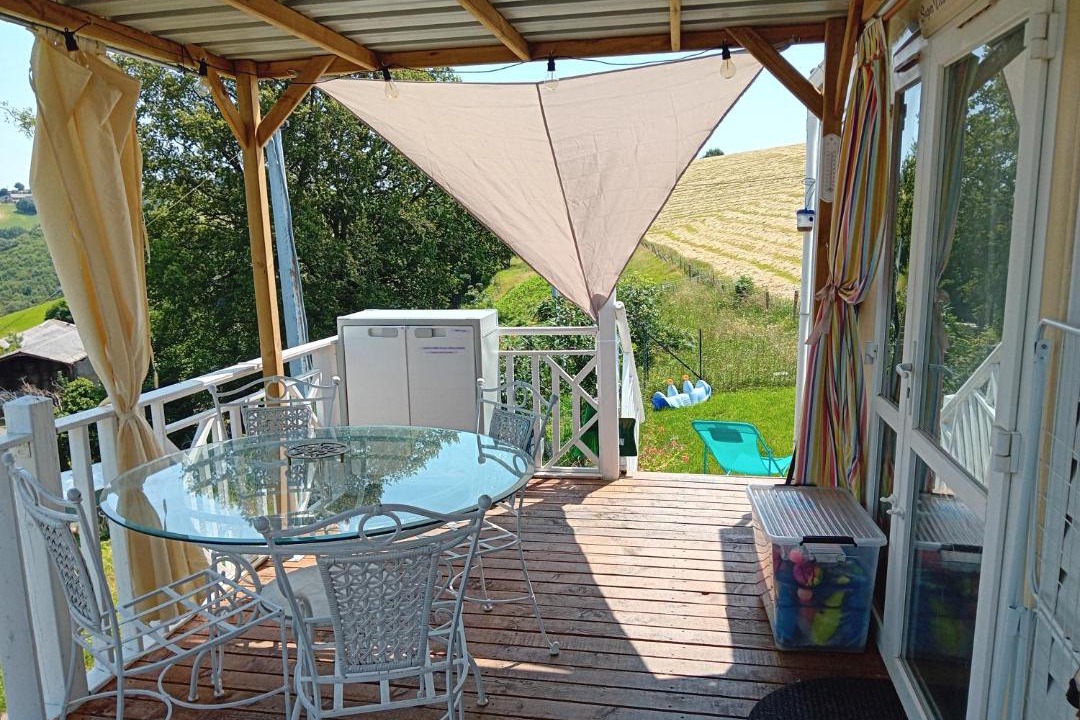 Photo of Patio Balcony in Curvalle