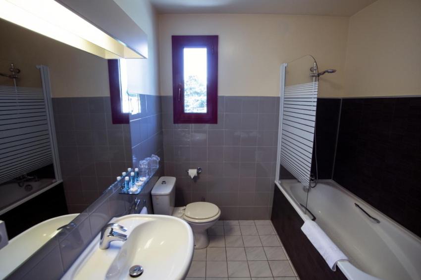 Photo of Bathroom in Roussillon-en-Isere