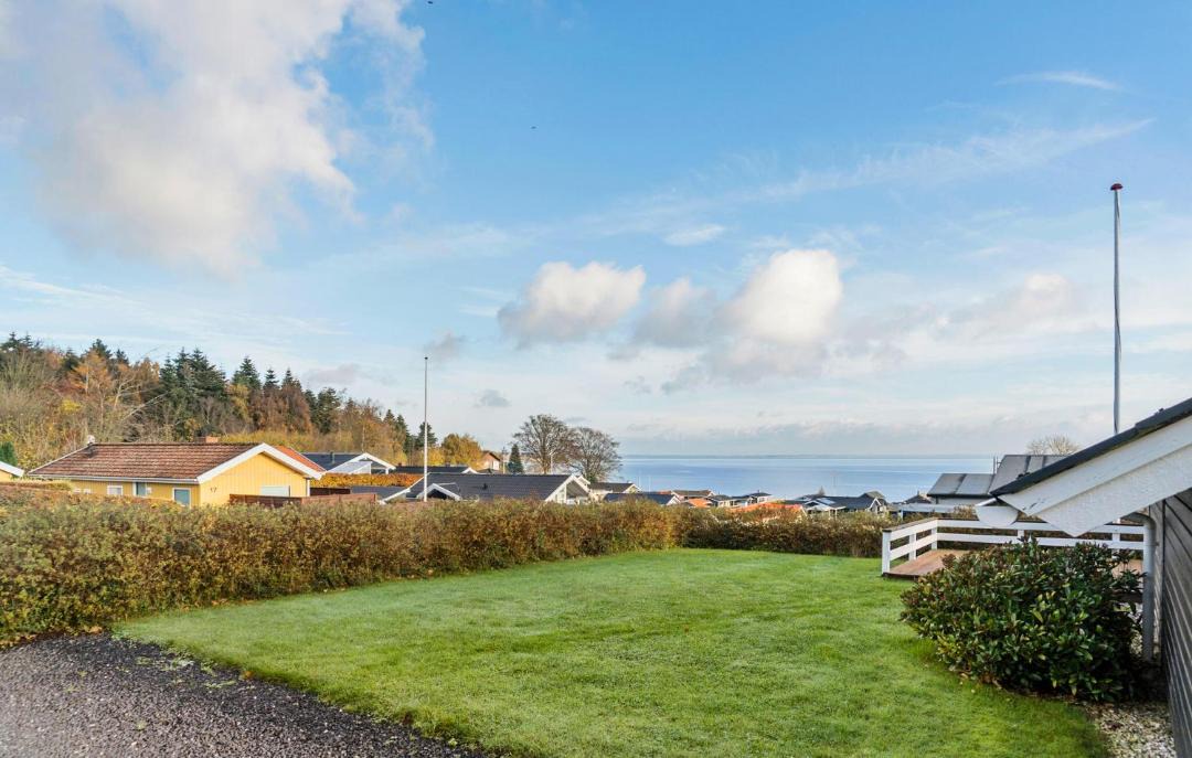 Photo of Others in Bjert