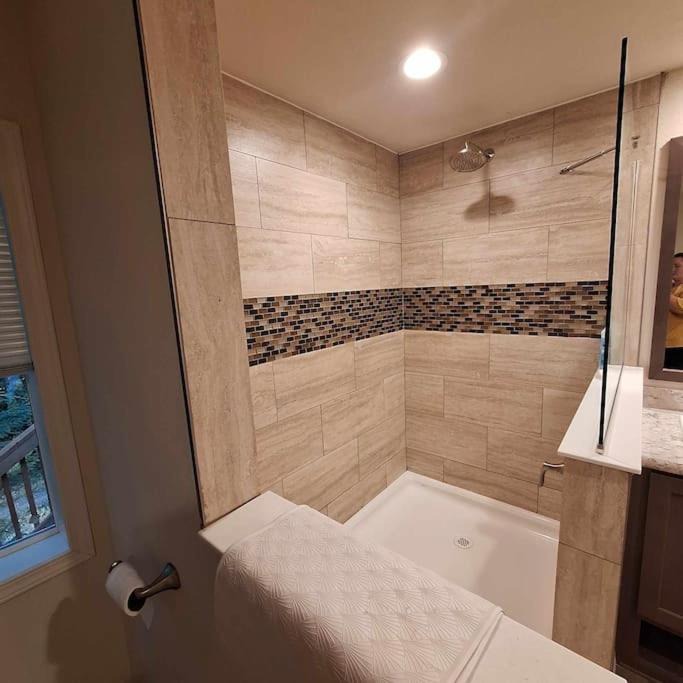 Photo of Bathroom in Clatskanie